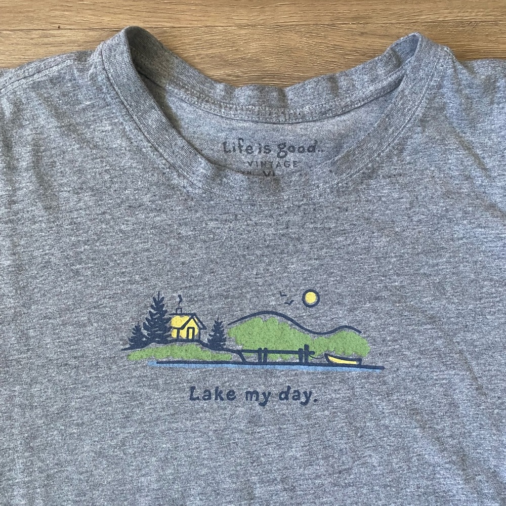 Life is good “Lake My Day” T-Shirt Size XL
